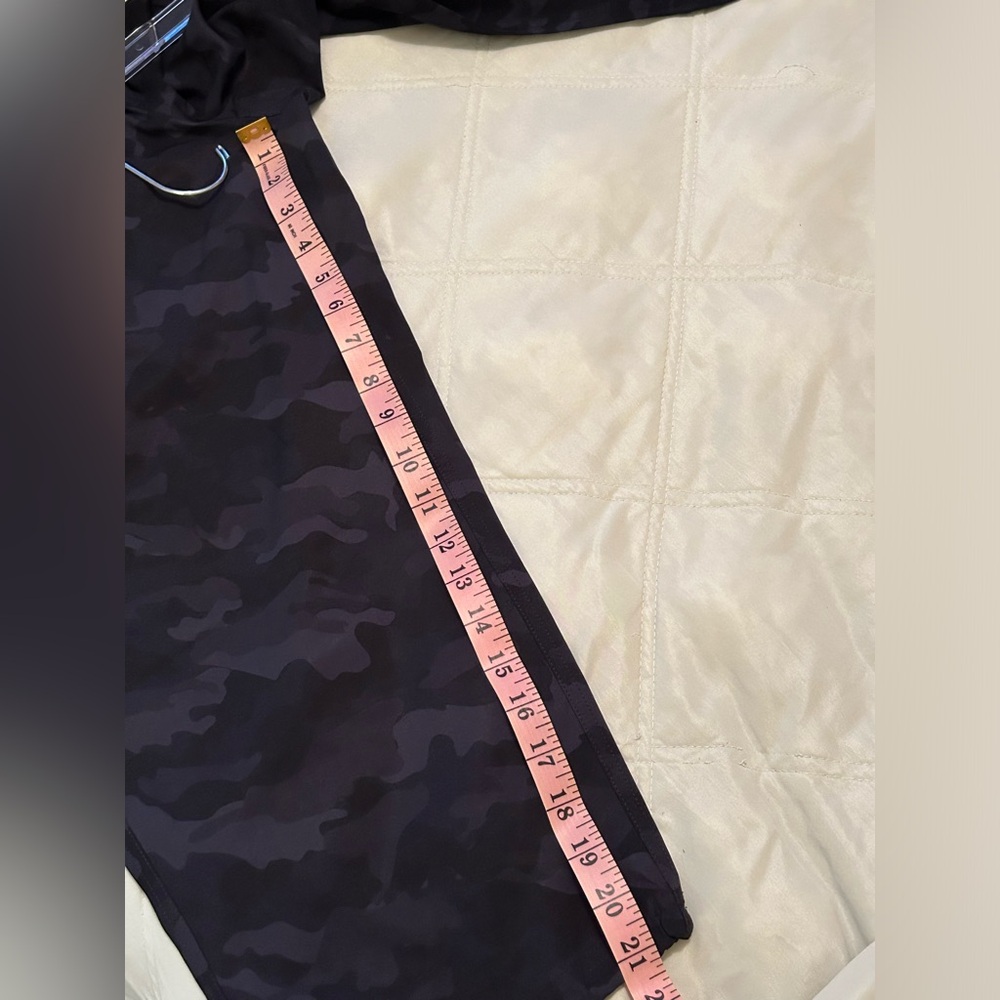 NWT RBX Crop Cargo pants Sz Large Black Camouflage - Picture 7 of 16